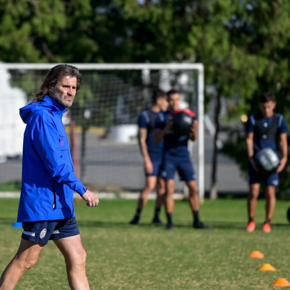 San Lorenzo va y entrena