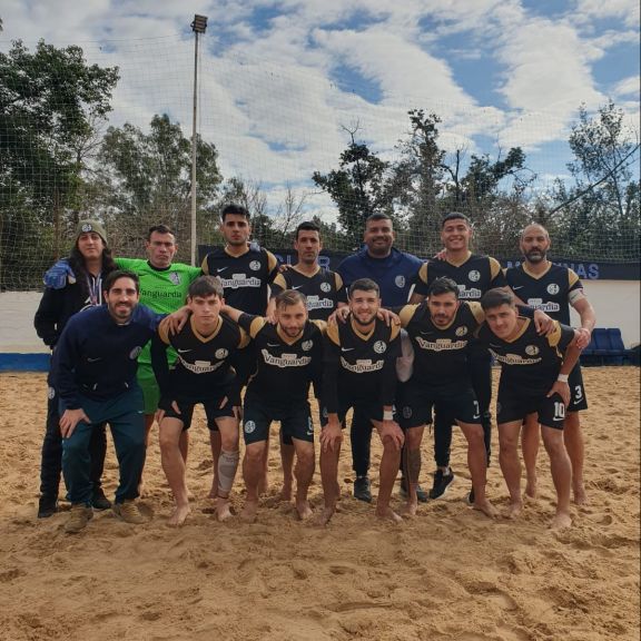 Gran comienzo de temporada para el Fútbol Playa de San Lorenzo