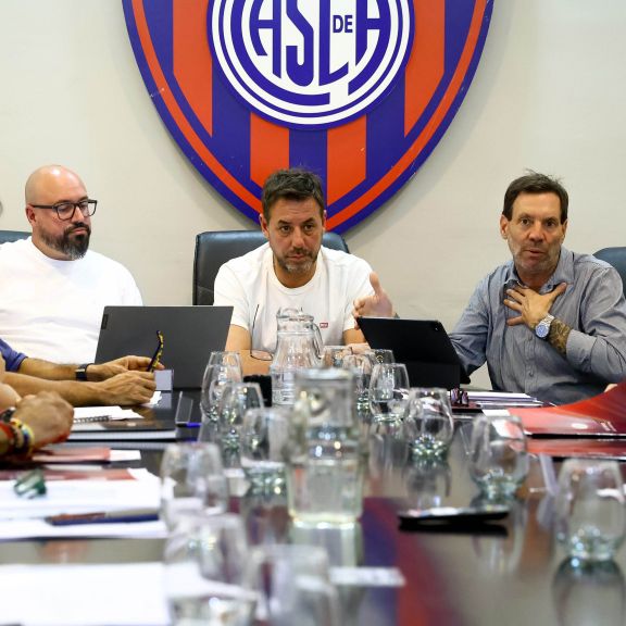 Nueva reunión de CD